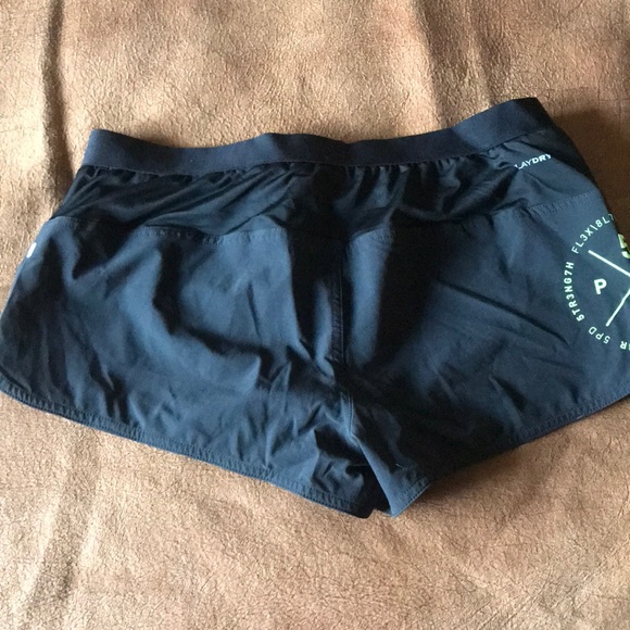 Reebok Running Shorts - Picture 3 of 4
